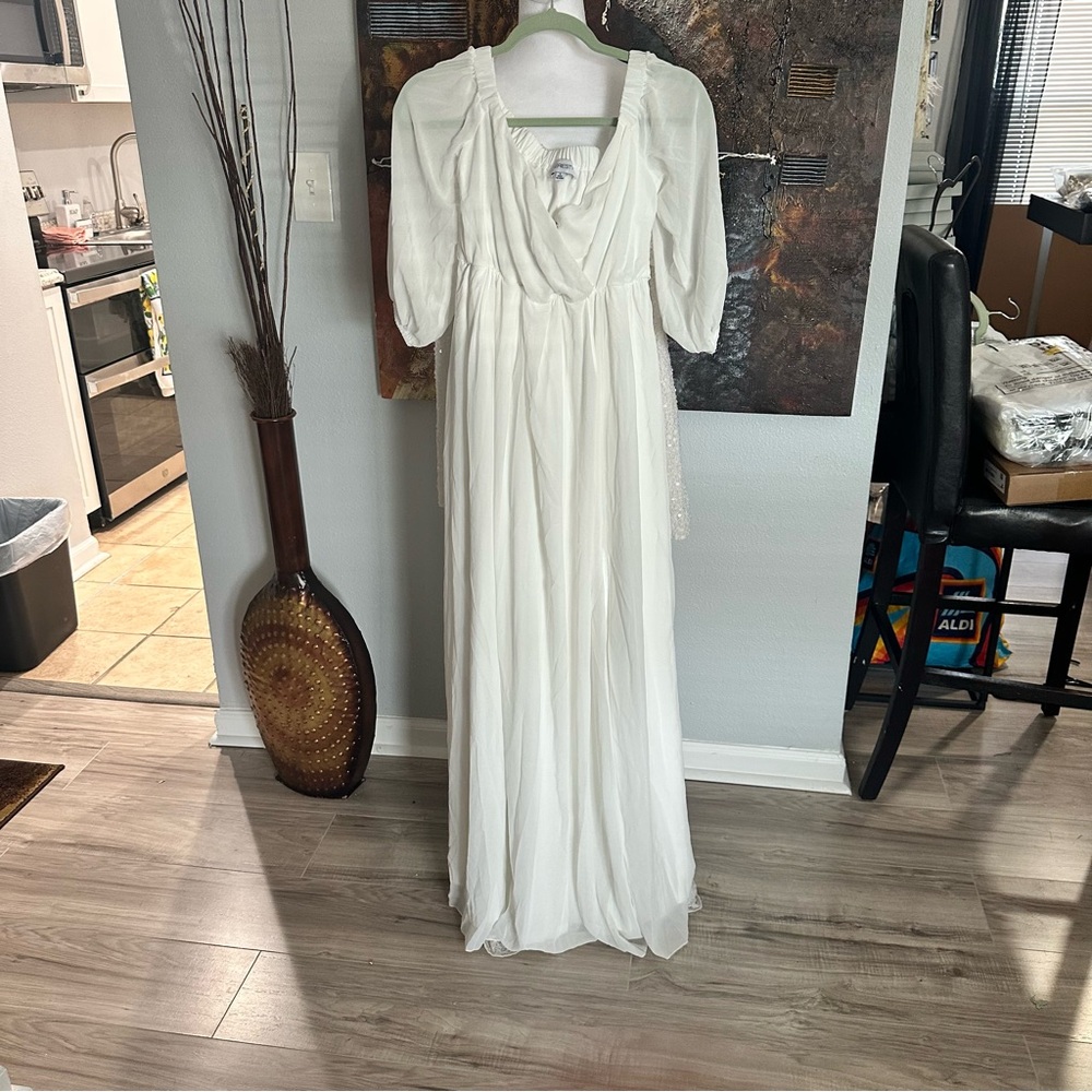 Elegant White Maxi Dress